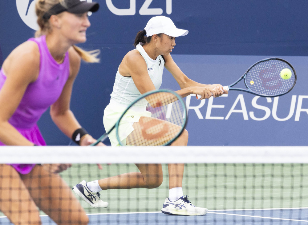 在完全孤立 在完全孤立