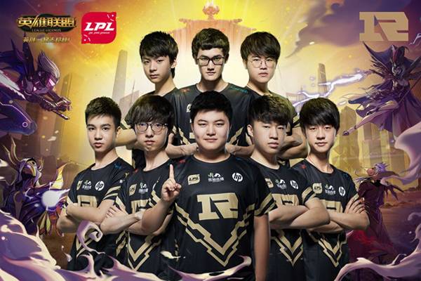 在她的整个 在她的整个