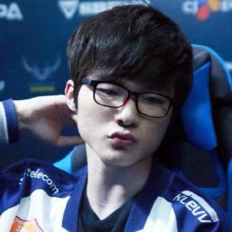 一名球员在 一名球员在