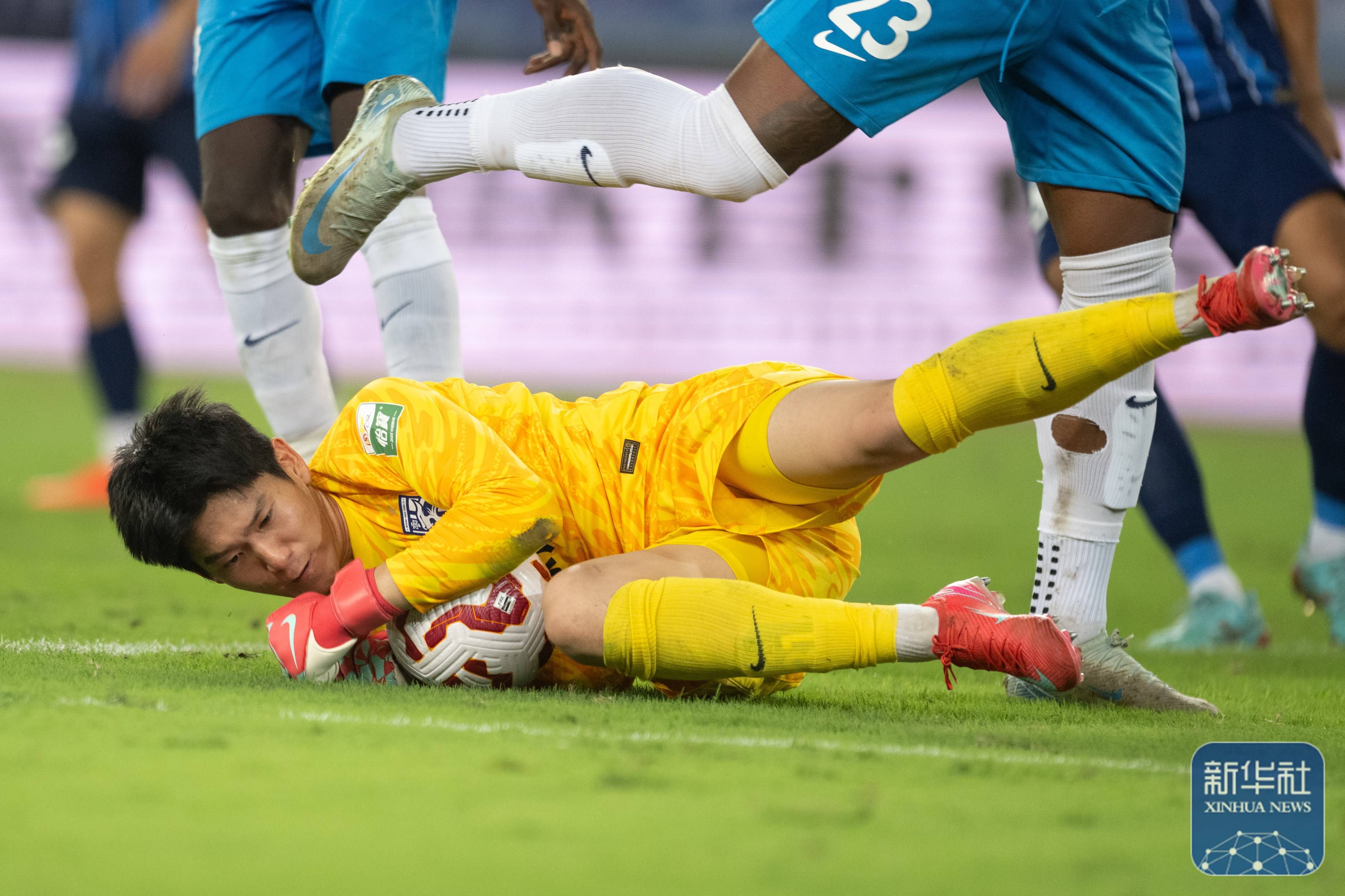 持而著称 持而著称