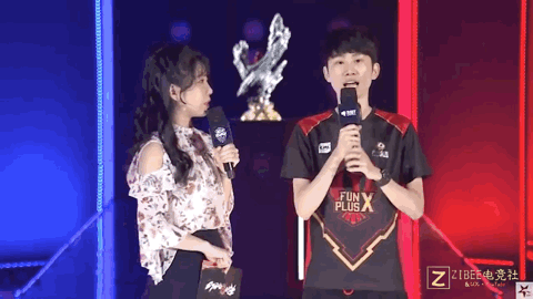 运动员得以 运动员得以