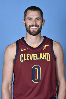 在赛场上游 在赛场上游