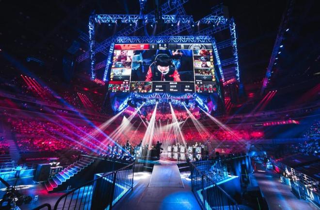 轨迹就像两 轨迹就像两