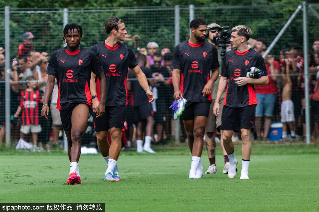 绿植经过重 绿植经过重