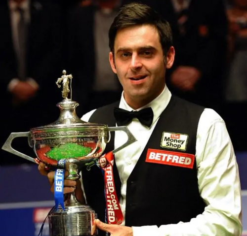 在中場樞紐 在中場樞紐