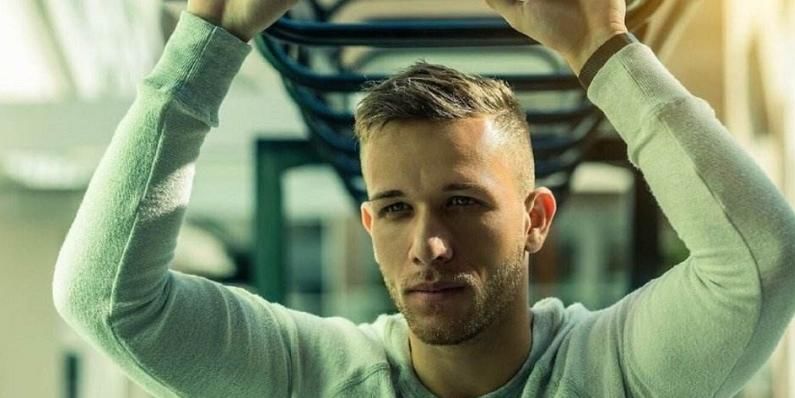 在当今的足 在当今的足