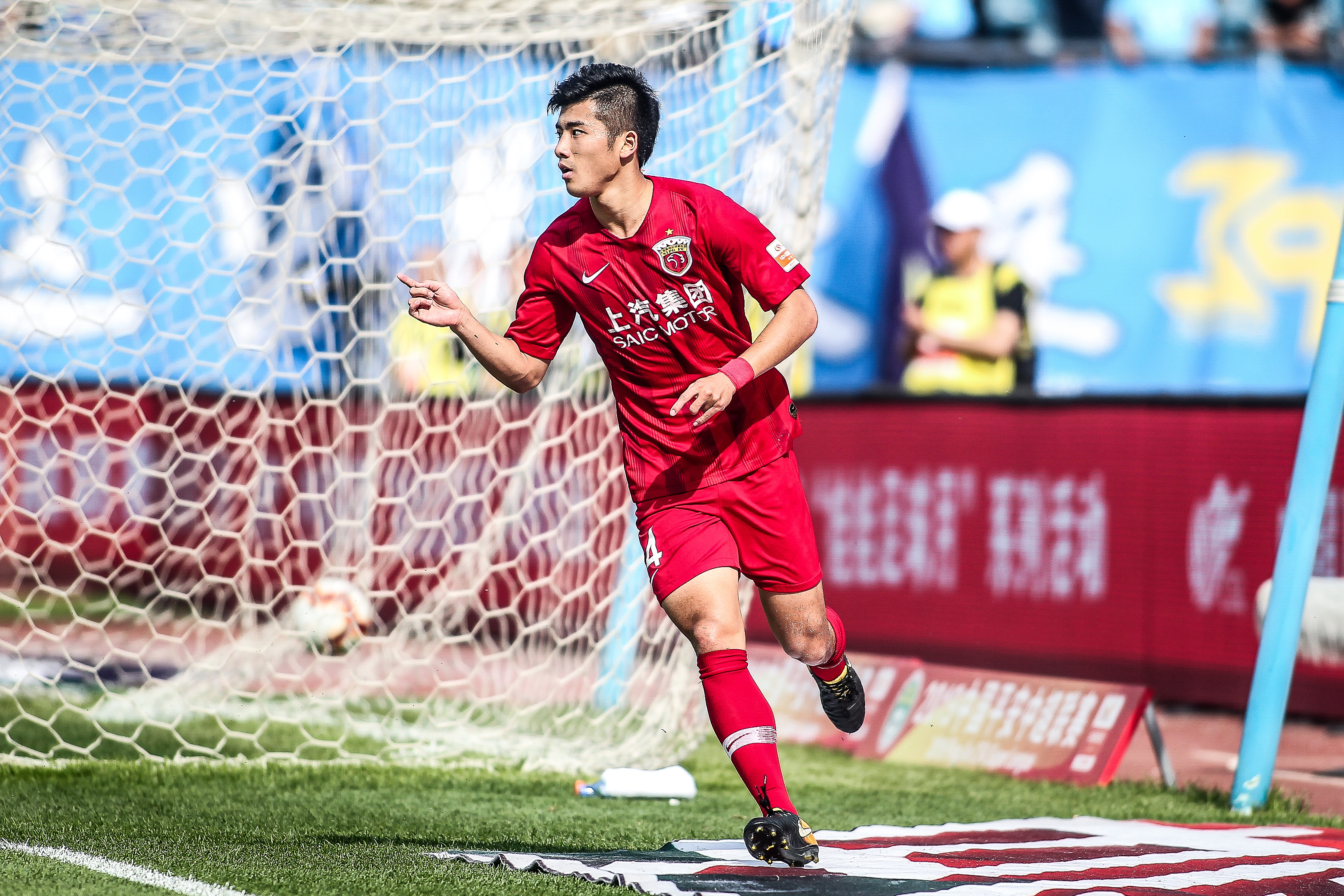 速拉开纵深 速拉开纵深